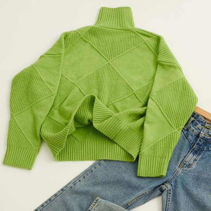 REMMY | Elegant Textured Turtleneck Sweater
