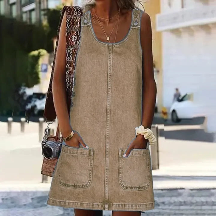 VAYLA | Sleek Sleeveless Mini Dress