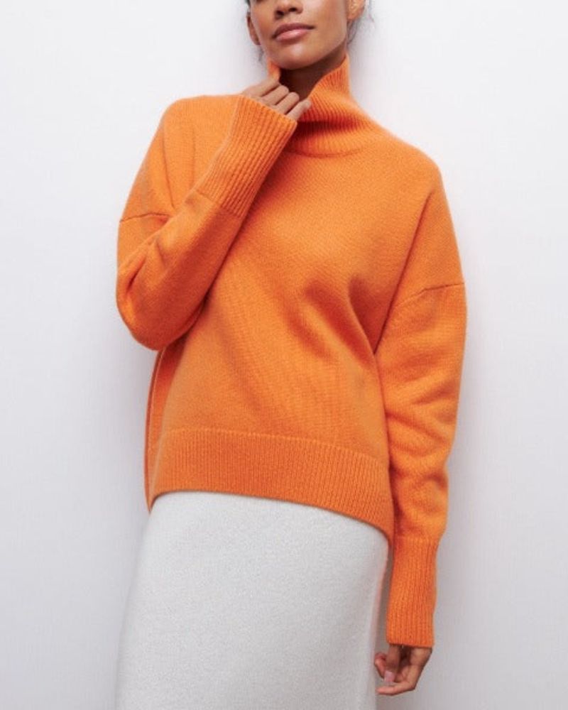 URIEL | Classic Turtleneck Sweater