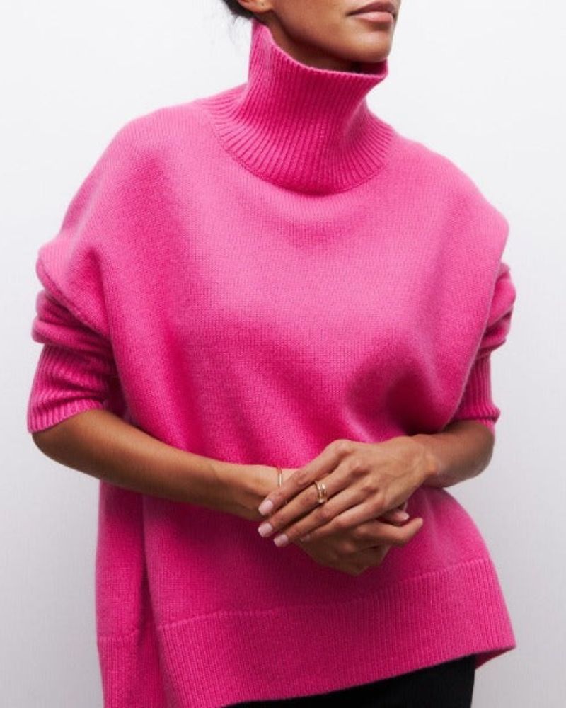 URIEL | Classic Turtleneck Sweater
