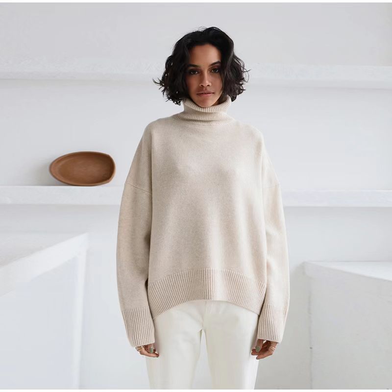 URIEL | Classic Turtleneck Sweater
