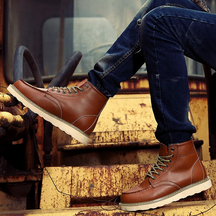 LUCAN | Retro-Inspired Boots