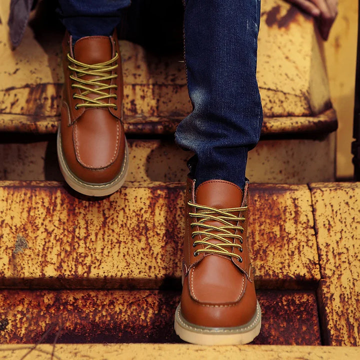 LUCAN | Retro-Inspired Boots