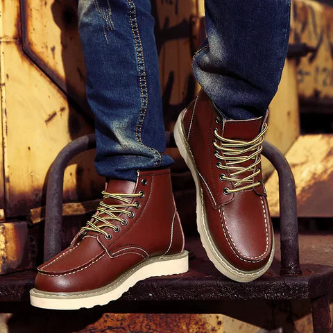 LUCAN | Retro-Inspired Boots